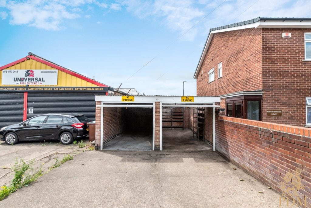 Garages Newstead Street